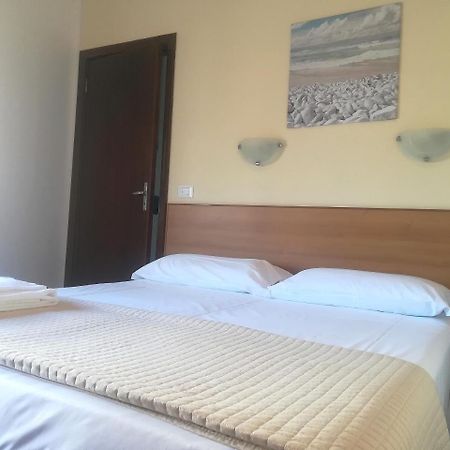 Hotel Valente Ortona Kültér fotó