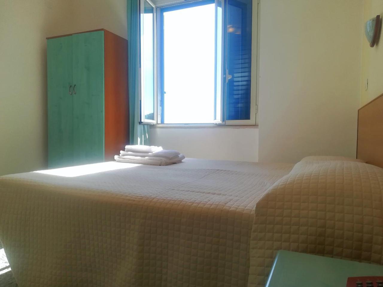 Hotel Valente Ortona Kültér fotó