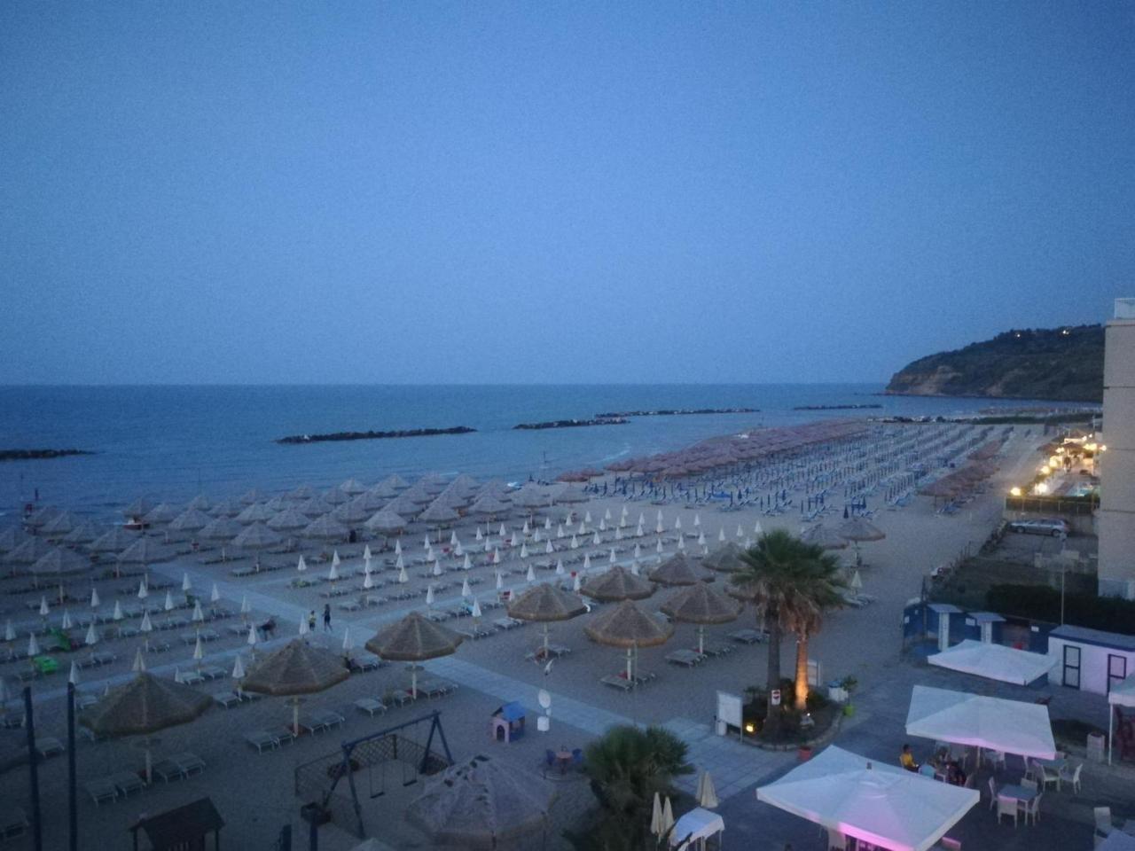 Hotel Valente Ortona Kültér fotó