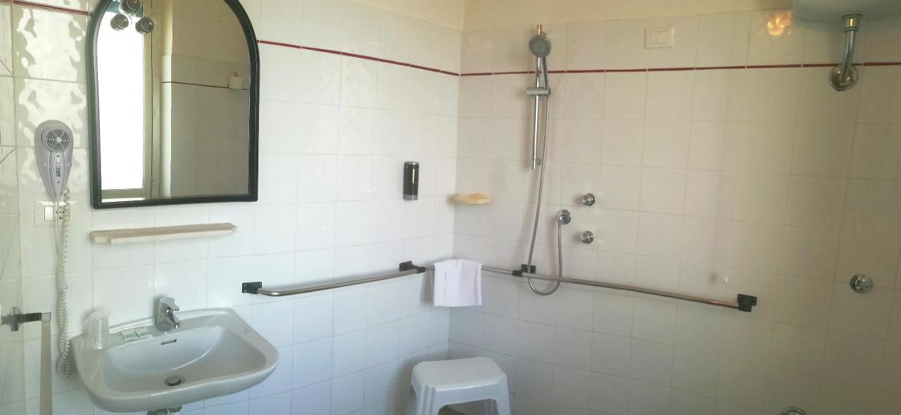 Hotel Valente Ortona Kültér fotó
